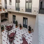 Bravissimo Vivaldi 3b, Monthly Appartement